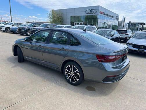 Platinum Gray 2026 Volkswagen Jetta 1.4T S