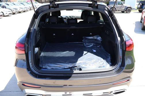 2025 Mercedes-Benz GLC 350e Base