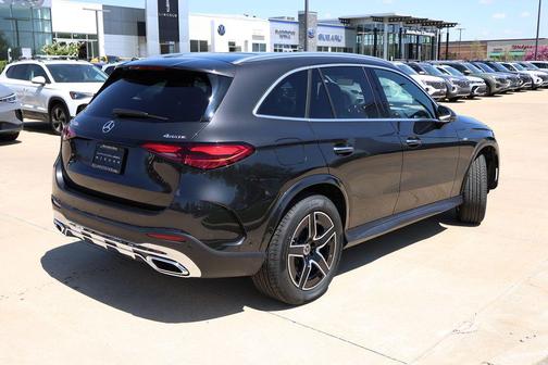 2025 Mercedes-Benz GLC 350e Base