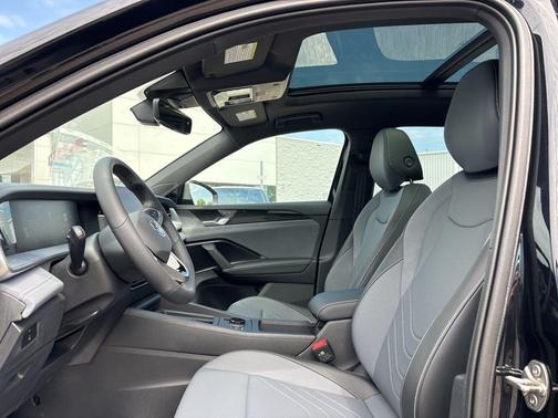 2025 Volkswagen Tiguan 2.0T SE R-Line Black 4MOTION