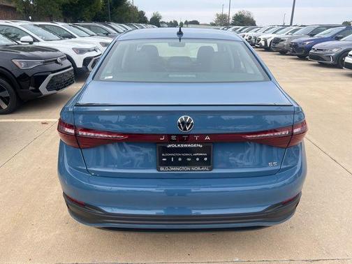2025 Volkswagen Jetta 1.5T SE