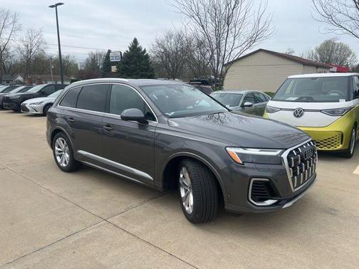 Gray 2026 Audi Q7 quattro