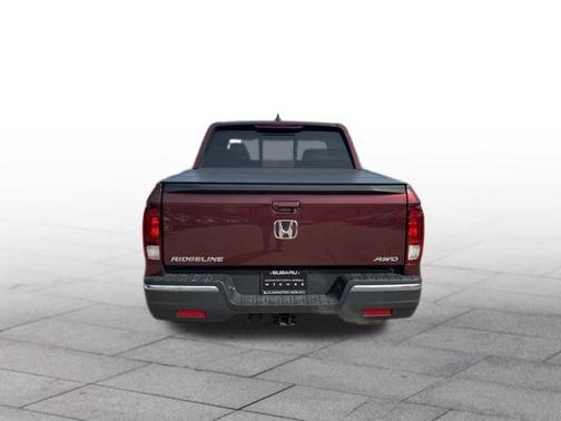 Deep Scarlet Pearl 2019 Honda Ridgeline RTL