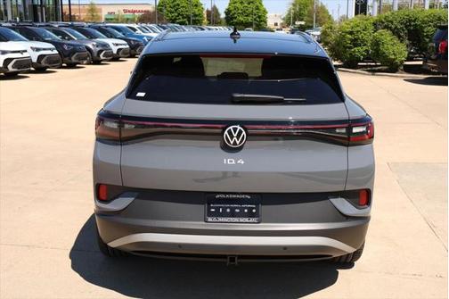 2025 Volkswagen ID.4 Pro S Plus