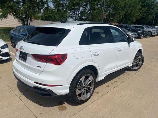 Arkona White 2025 Audi Q3 Premium 45 TFSI S line quattro Tiptronic