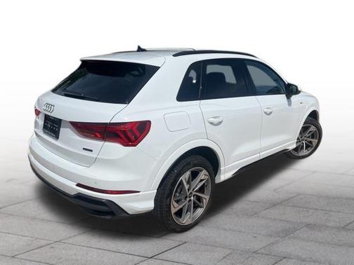 Arkona White 2025 Audi Q3 Premium 45 TFSI S line quattro Tiptronic