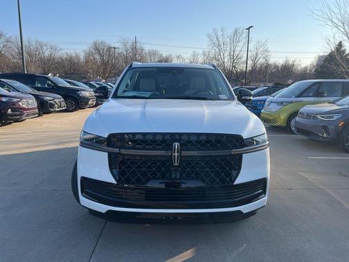 2026 Lincoln Navigator Reserve