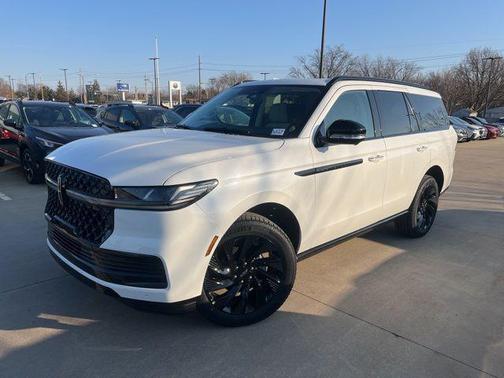 2026 Lincoln Navigator Reserve