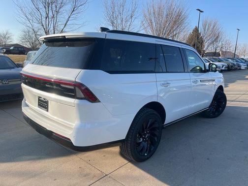 2026 Lincoln Navigator Reserve