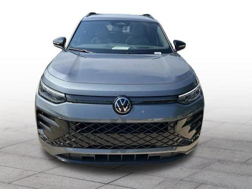 Platinum Gray 2026 Volkswagen Tiguan 2.0T SE R-Line Black 4MOTION