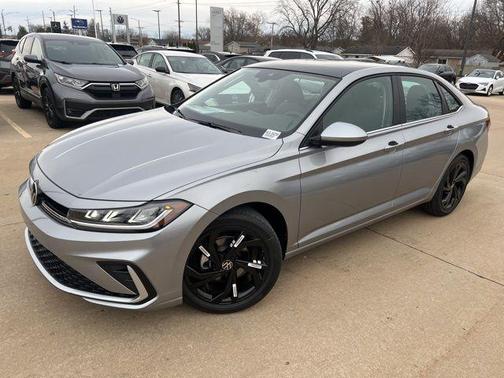 2026 Volkswagen Jetta 1.4T SE