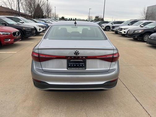 2026 Volkswagen Jetta 1.4T SE