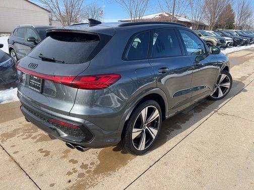 2025 Audi SQ5 3.0T Prestige