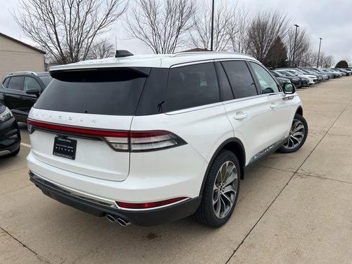 2026 Lincoln Aviator Premiere