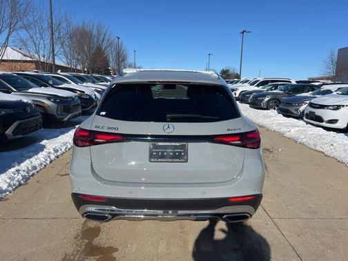 2026 Mercedes-Benz GLC 300 4MATIC