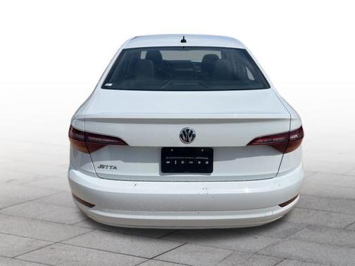 Pure White 2019 Volkswagen Jetta 1.4T SE