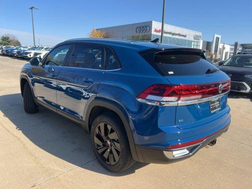 2026 Volkswagen Atlas Cross Sport 2.0T SE w/Technology 4MOTION