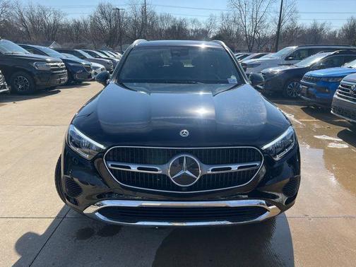 2025 Mercedes-Benz GLC 300 4MATIC