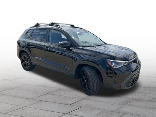 2025 Volkswagen Taos 1.5T SE Black