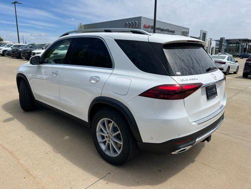 Polar White 2026 Mercedes-Benz GLE 450e 4MATIC