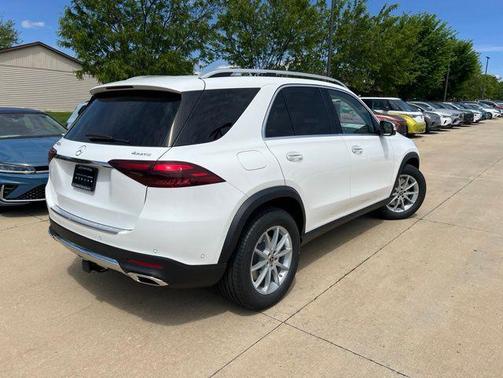 Polar White 2026 Mercedes-Benz GLE 450e 4MATIC