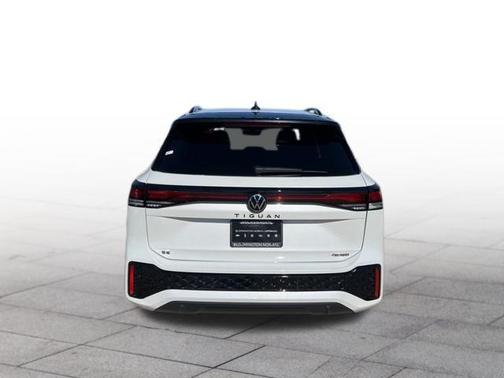 2025 Volkswagen Tiguan 2.0T SE R-Line Black 4MOTION