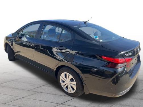 2020 Nissan Versa 1.6 S