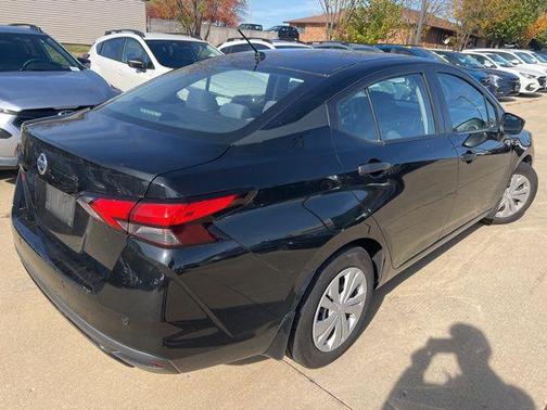 2020 Nissan Versa 1.6 S