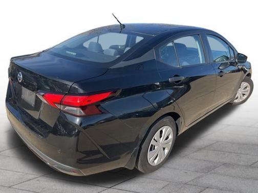 2020 Nissan Versa 1.6 S
