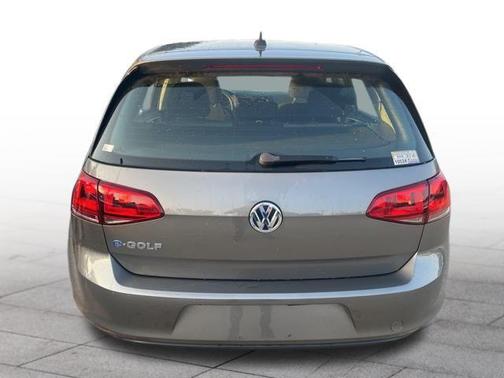 2016 Volkswagen e-Golf SE