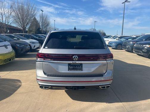 2026 Volkswagen Atlas 2.0T SEL Premium R-Line 4MOTION