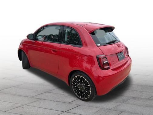 Red by (Red) 2024 FIAT 500e INSPI(RED) FWD