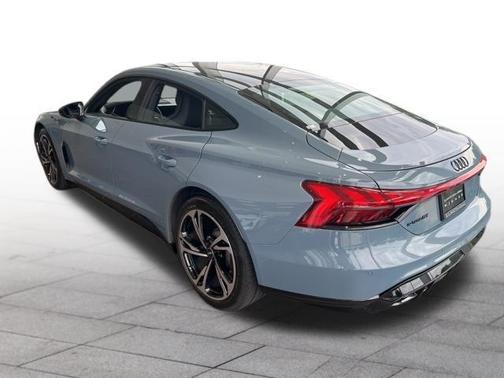 2023 Audi e-tron GT Premium Plus quattro