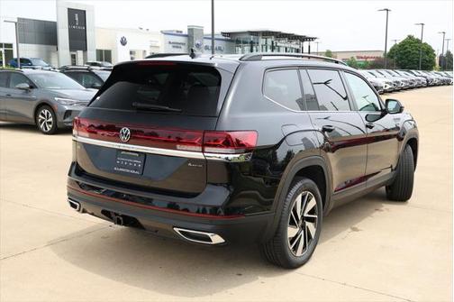 2025 Volkswagen Atlas 2.0T SE w/Technology 4MOTION