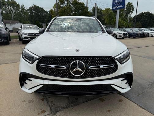 2025 Mercedes-Benz GLC 350e Base