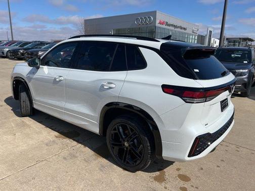 2026 Volkswagen Tiguan 2.0T SE R-Line Black 4MOTION