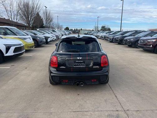 2016 MINI Hardtop Cooper S