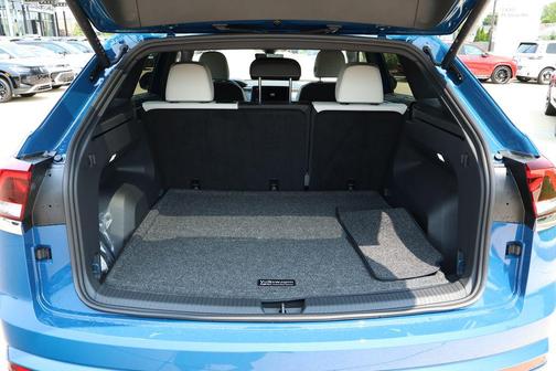 2025 Volkswagen Atlas Cross Sport 2.0T SEL Premium