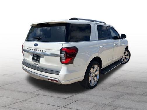 Star White Metallic Tri-Coat 2024 Ford Expedition Platinum
