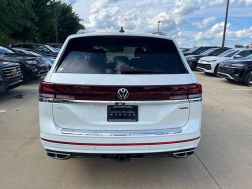 Opal White 2026 Volkswagen Atlas 2.0T SEL Premium R-Line 4MOTION