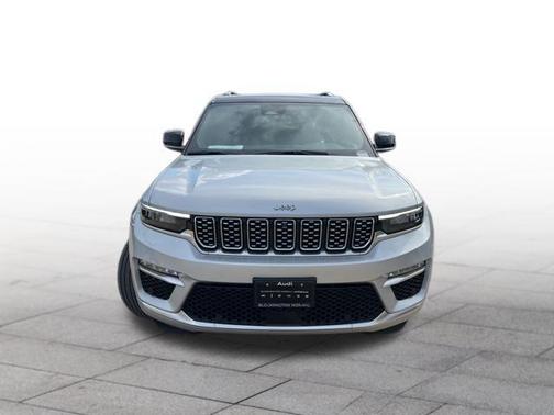 2023 Jeep Grand Cherokee Summit