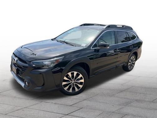 Crystal Black Silica 2023 Subaru Outback Limited