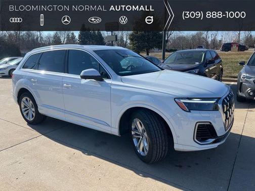 White 2025 Audi Q7 55 Premium Plus SUV