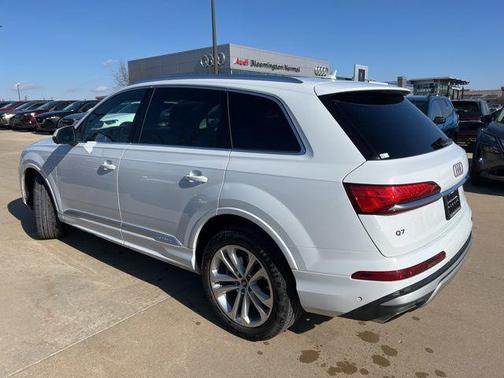 2025 Audi Q7 55 Premium Plus