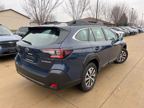 2025 Subaru Outback Base