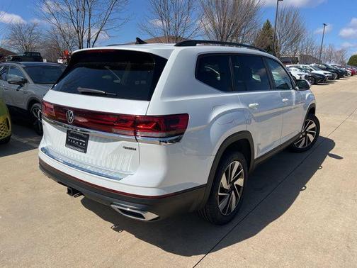 2026 Volkswagen Atlas 2.0T SE w/Technology 4MOTION