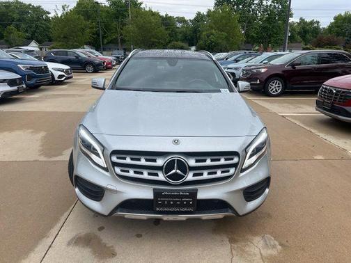 Polar Silver Metallic 2018 Mercedes-Benz GLA 250 4MATIC