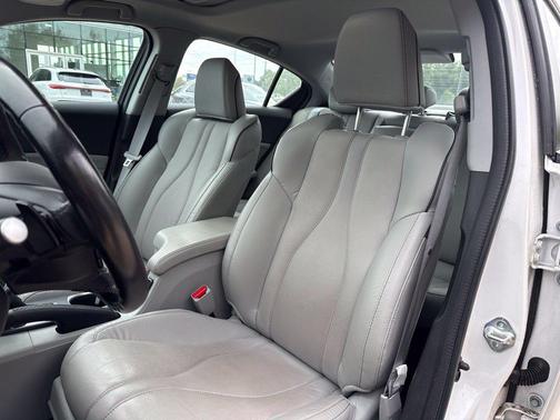 Platinum White Pearl 2021 Acura ILX Premium Package