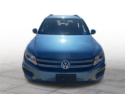 2017 Volkswagen Tiguan Limited 2.0T
