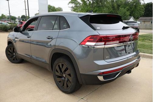 2025 Volkswagen Atlas Cross Sport 2.0T SE w/Technology 4MOTION